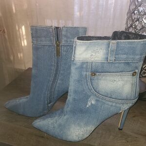 Jean booties